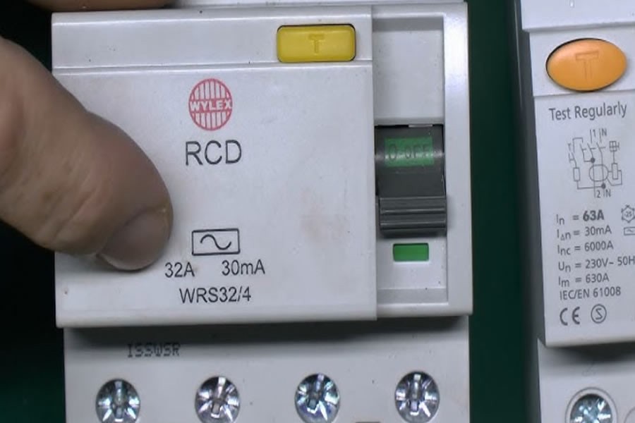 kaçak akım role değişimi bornova