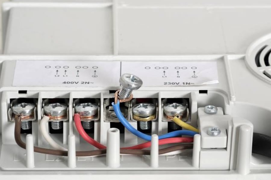 Bayraklı kombi hat çekimi